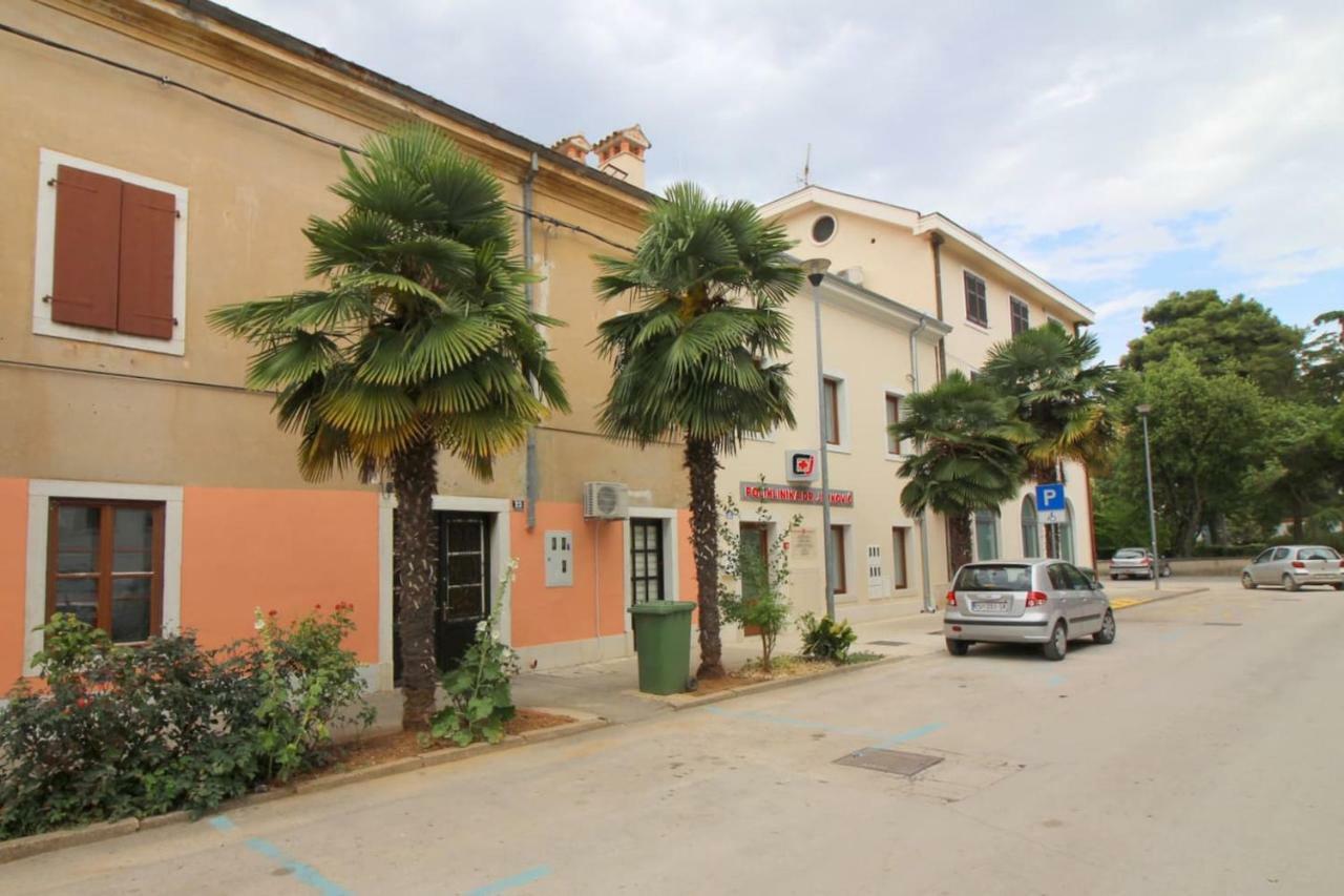 Apartment Noemi In City Center بوريتش المظهر الخارجي الصورة